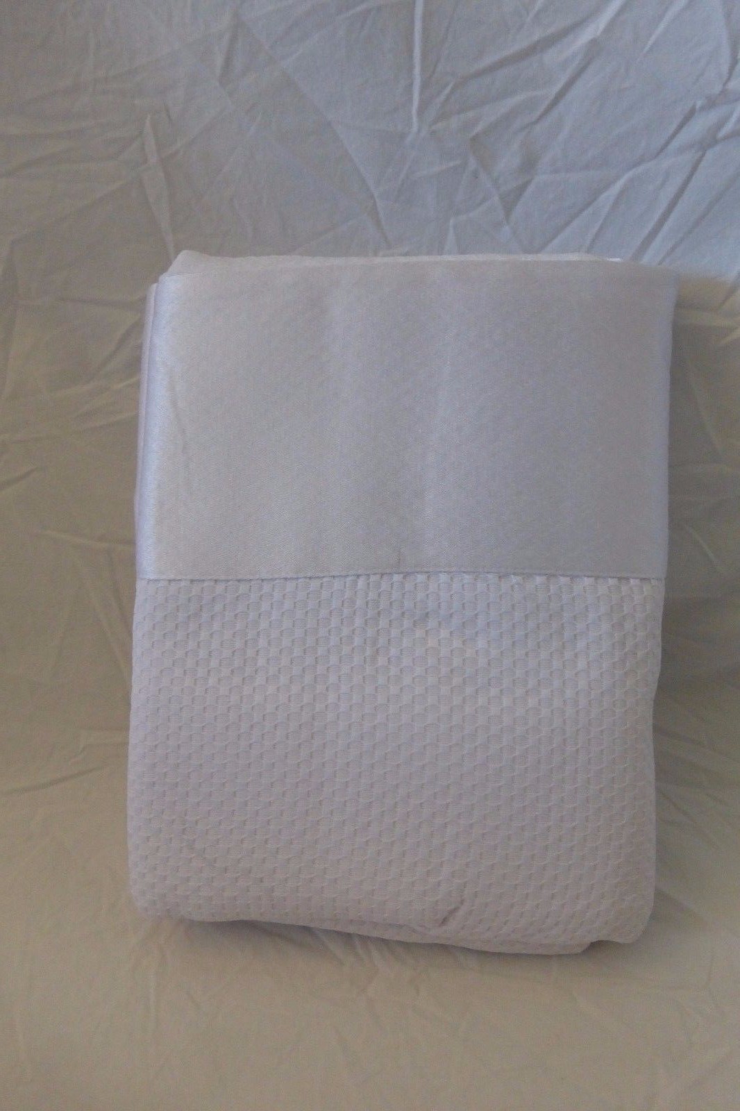 Custom Printed Bath Curtain — custom printed polyester bath curtain detail view